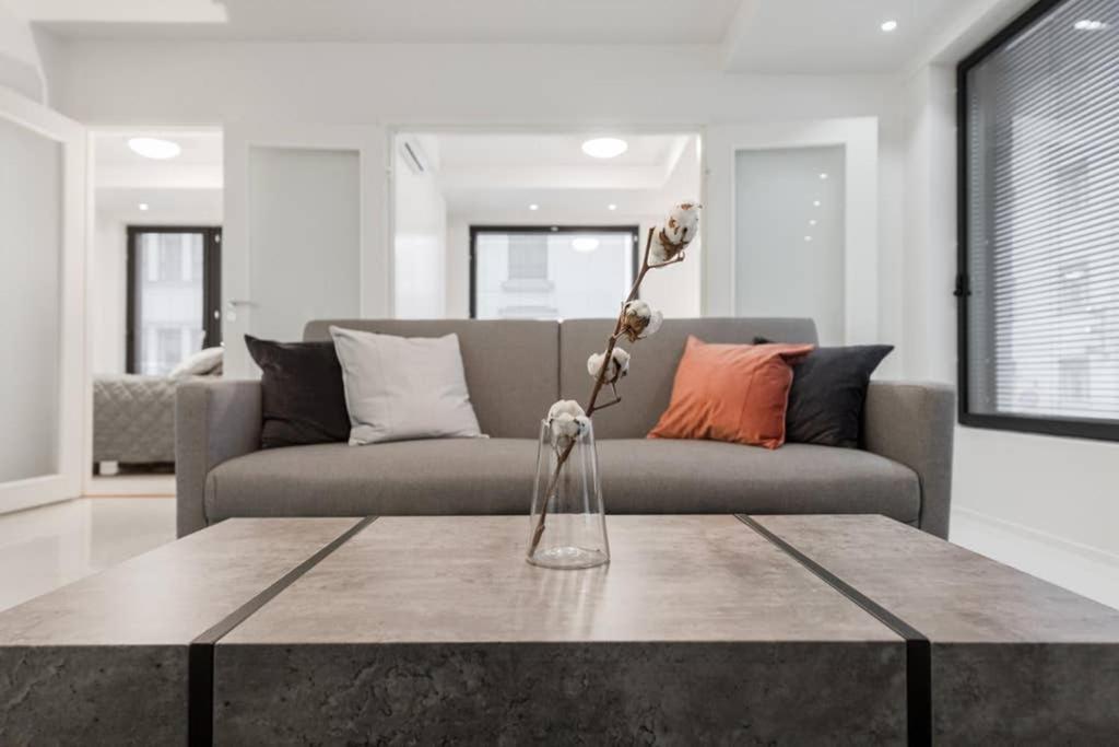 Sleek And Spacious 3 Bedroom Apartment In City Centre Helsinki Exterior foto